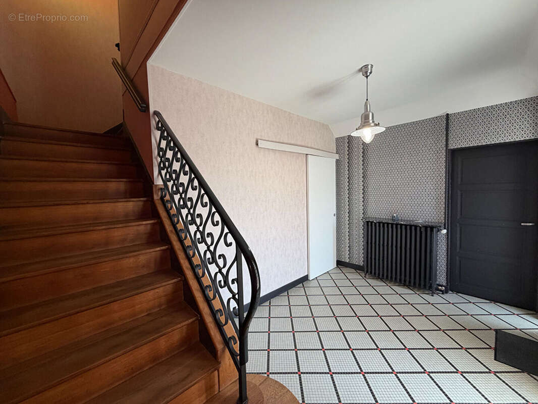 Maison à MONTLUCON