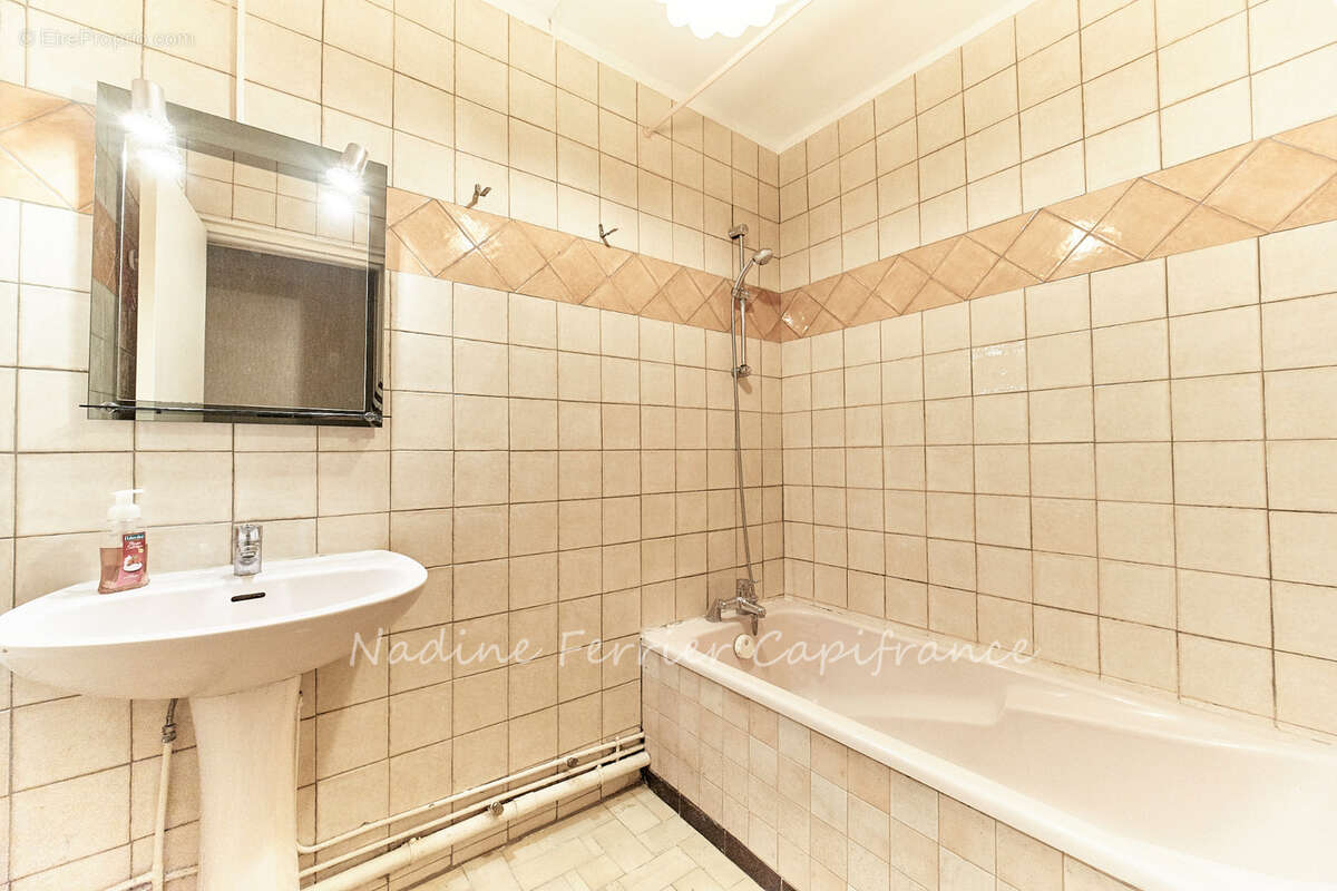 AIX-EN-PROVENCE – PIGONNET – Grand Appartement de 97 m² – 3 chambres - photo 10