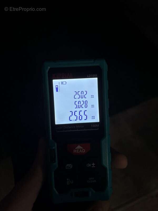 Parking à SAINT-MAUR-DES-FOSSES