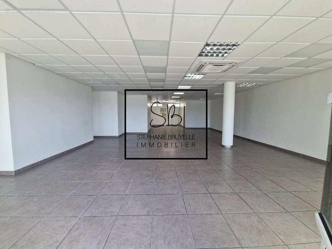 Commerce à FORT-DE-FRANCE