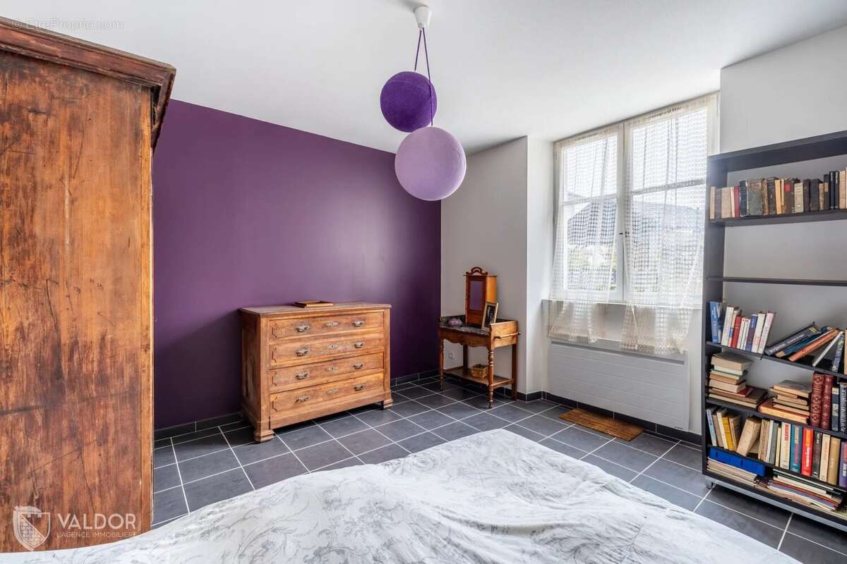 Appartement à LA TOUR-DU-PIN