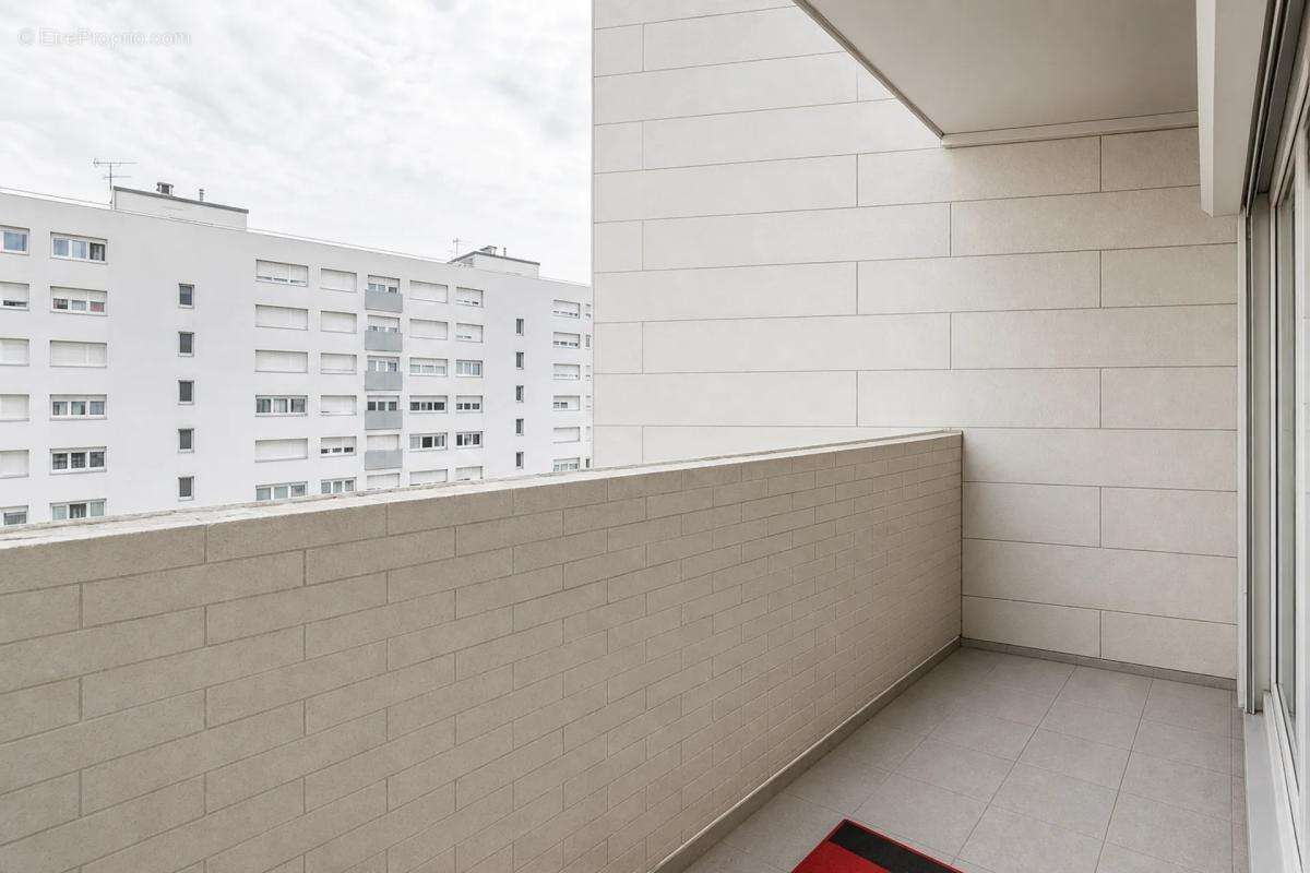 Appartement à AUBERVILLIERS