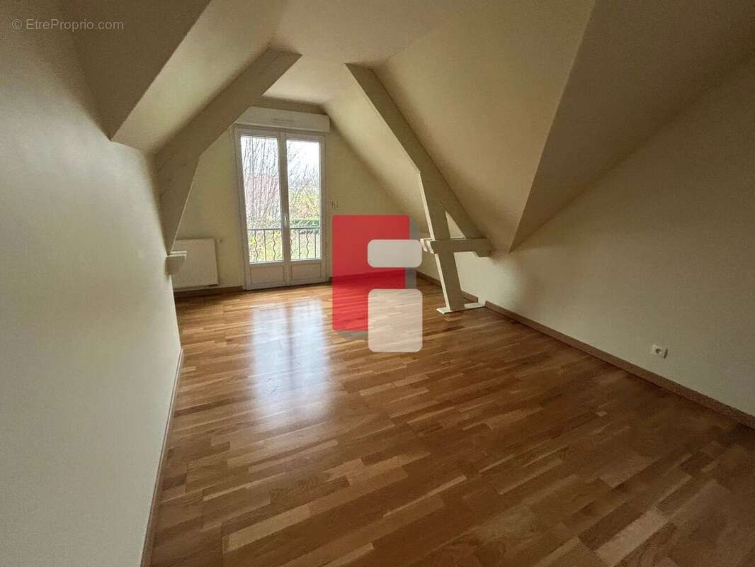 Maison à VILLECHETIF