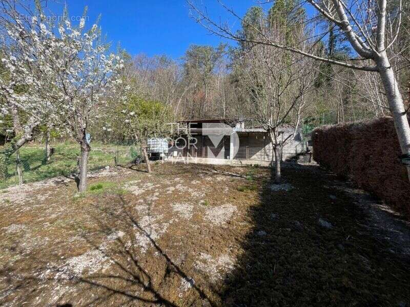 Maison à ROCHES-BETTAINCOURT