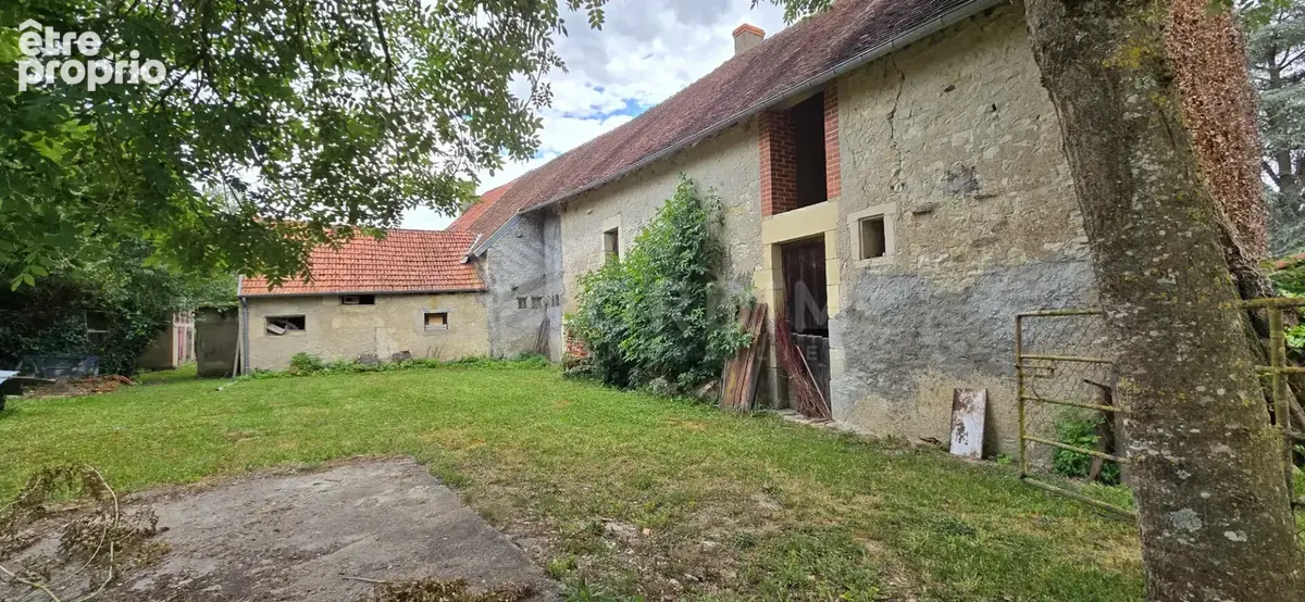 Maison 67m²  + Grandes dépendances - photo 3
