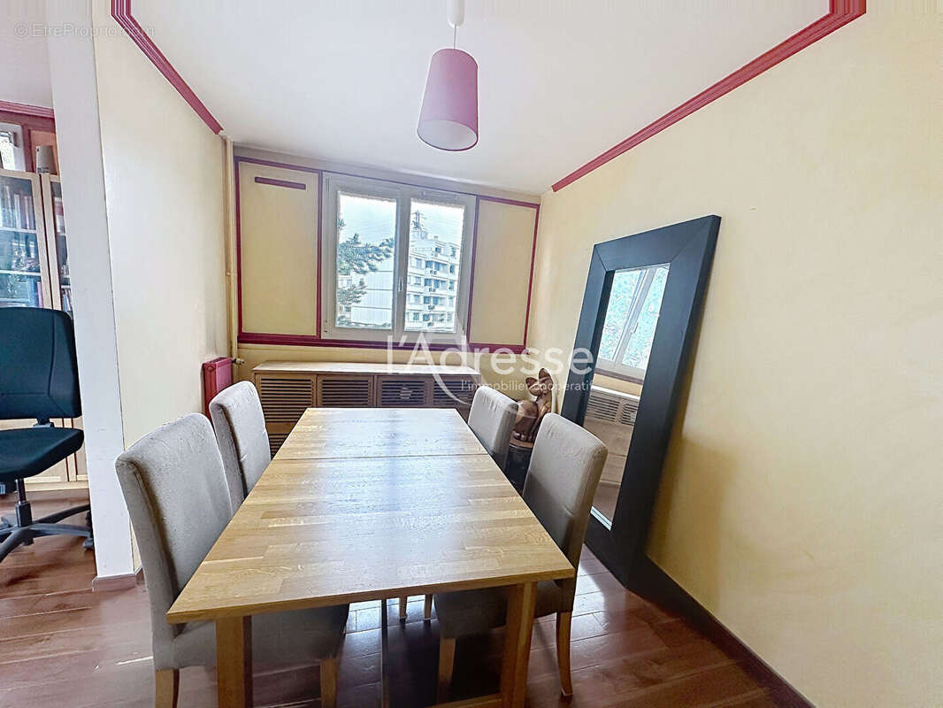 Appartement à CHELLES