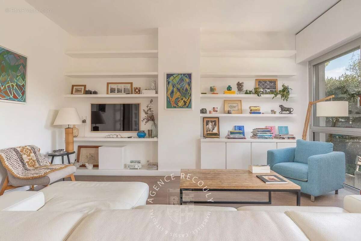 Appartement à MARSEILLE-8E