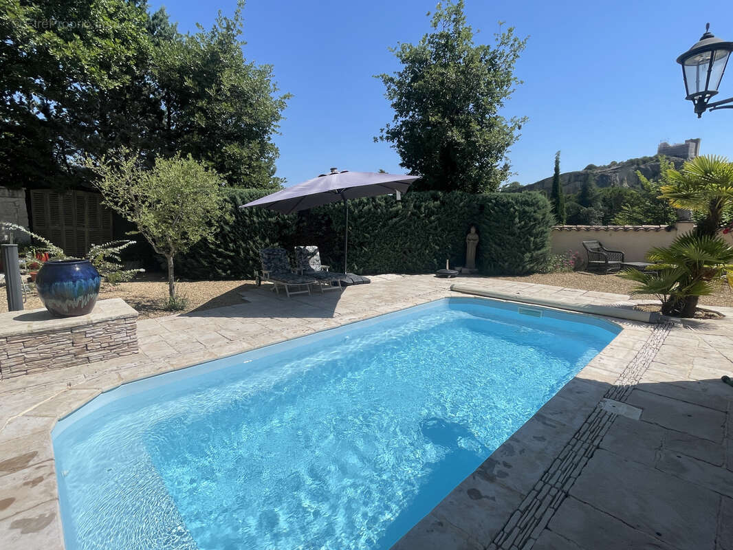 Maison à VAISON-LA-ROMAINE