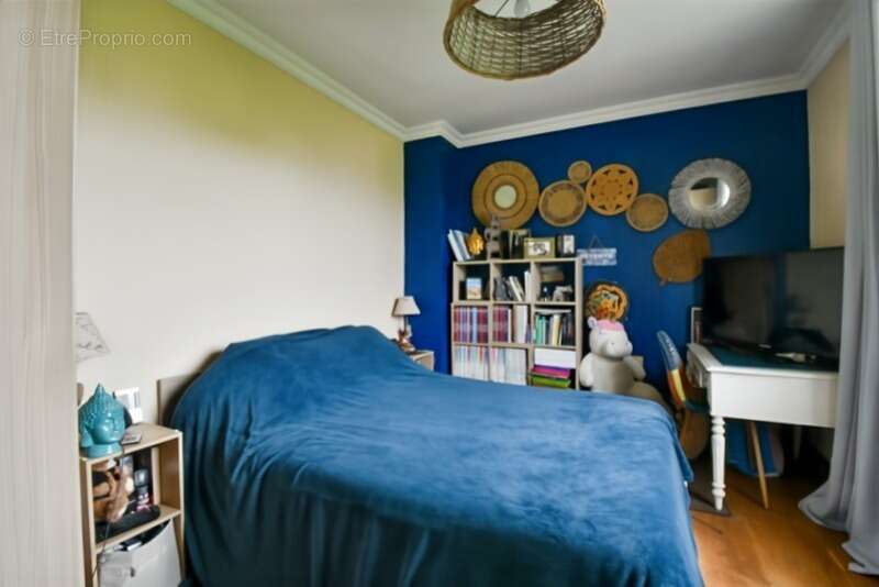 Maison à VALLON-EN-SULLY