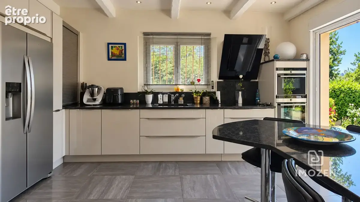Maison traditionnelle  T4-5 de 120m2 sur 1548m2 - photo 7