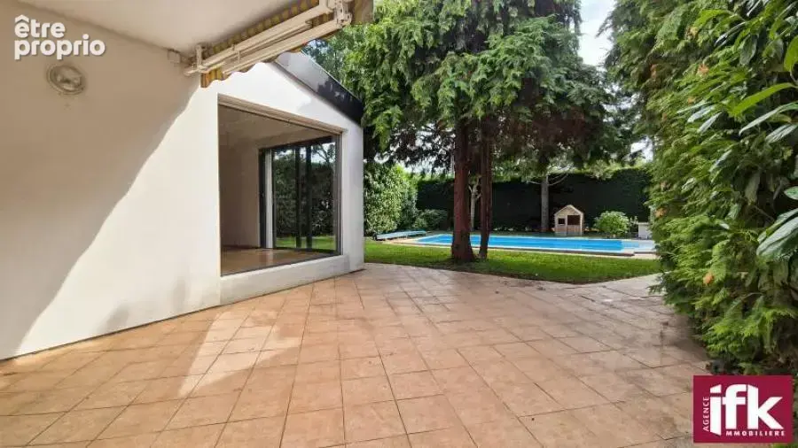 Horbourg-Wihr : Maison d'architecte d'exception avec piscine sur 12,54 ares - photo 5