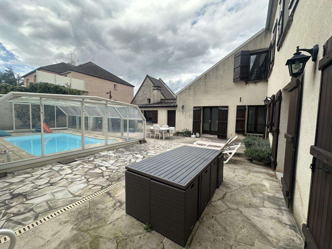 Maison à COULOMMIERS