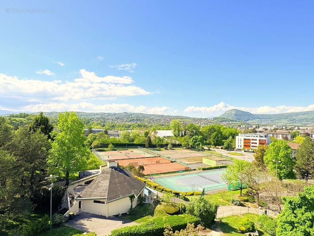 Appartement à CRAN-GEVRIER