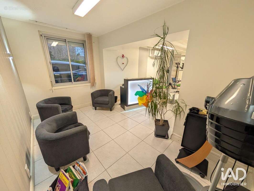 Photo 8 - Commerce à PERSAC