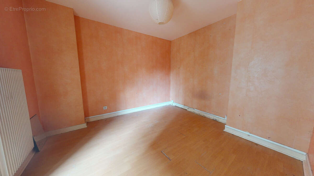 Appartement à YSSINGEAUX