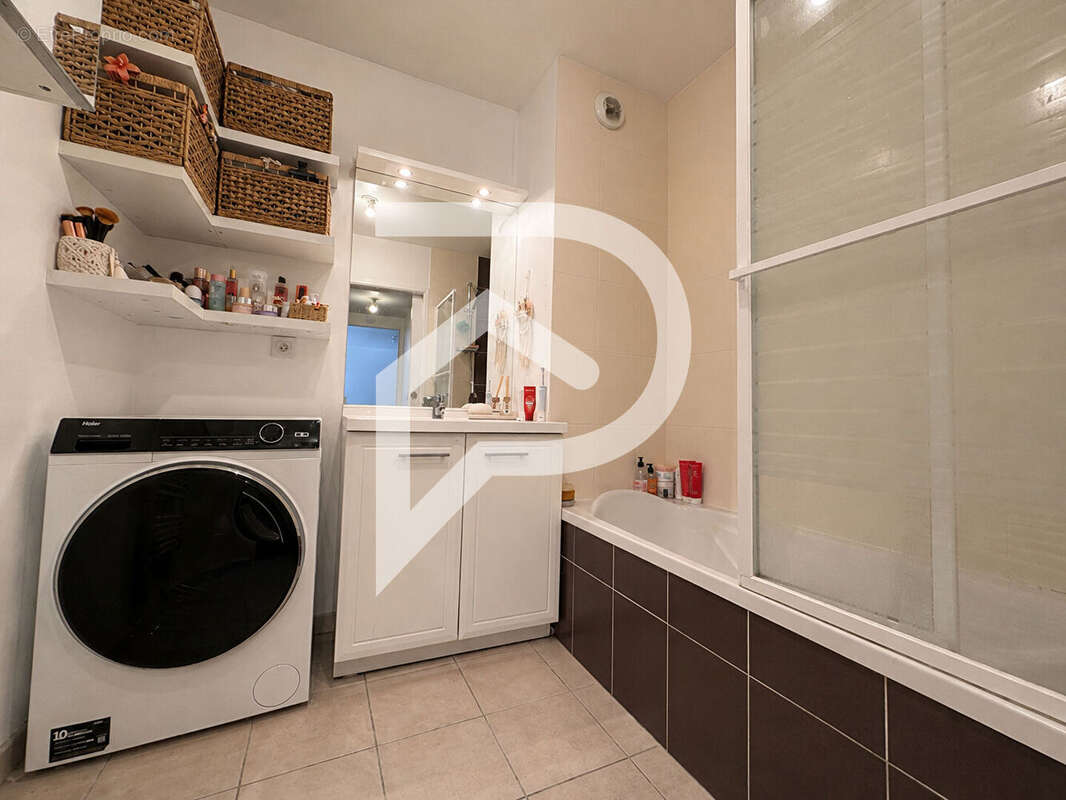 Appartement T3 avec terrasse, jardin et garage - photo 6