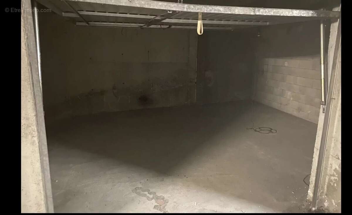 Garage dans residence securisee - saint roch - photo 3