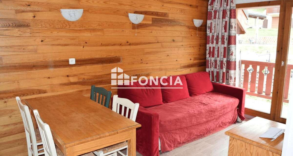Appartement à SAINT-FRANCOIS-LONGCHAMP