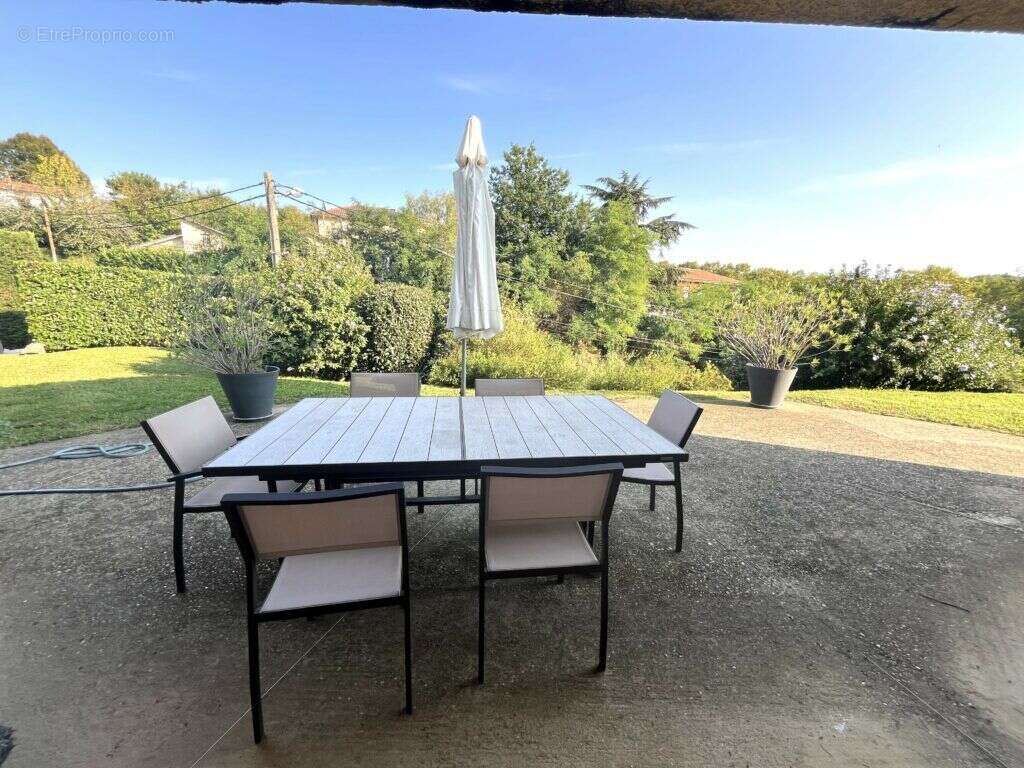 Maison à CAILLOUX-SUR-FONTAINES