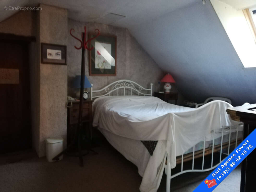 Maison à LA FERTE-LOUPIERE