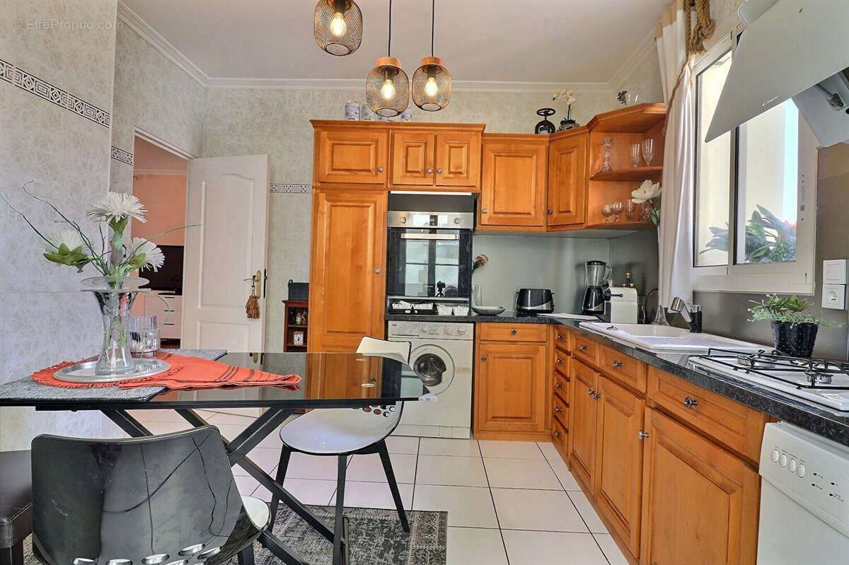 Biarritz T4 de 76 m2 plage a pied - photo 4