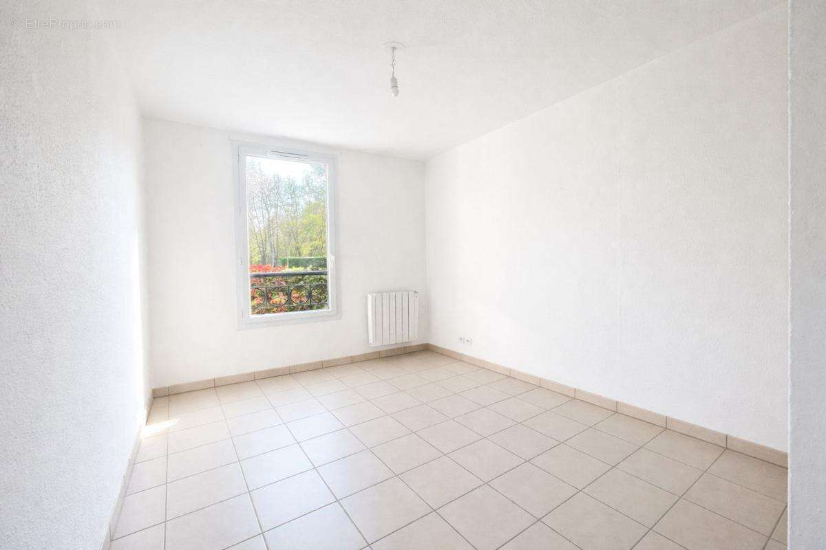 Appartement à BUSSY-SAINT-GEORGES