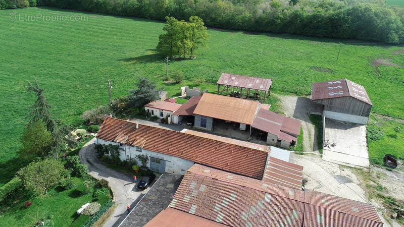 Maison à ESSOMES-SUR-MARNE