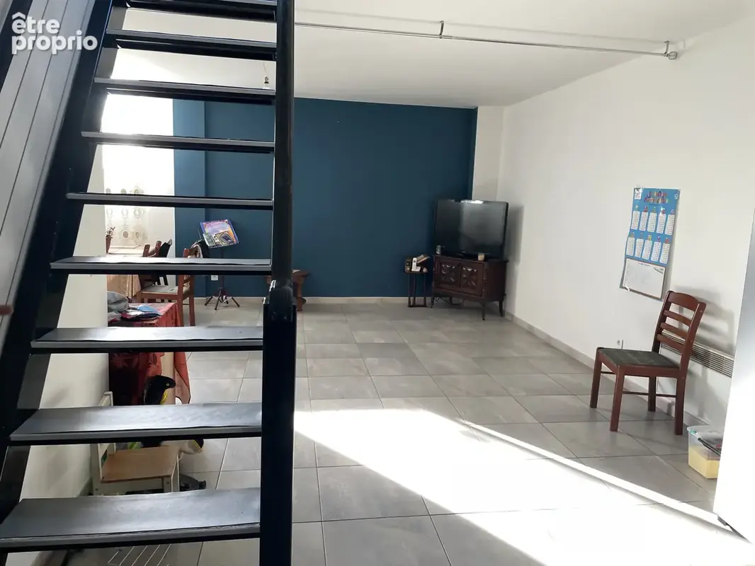 13014, Appart / maison T3/4 de 105m2 habitable avec terrasse et vendu avec locataire en place - photo 4
