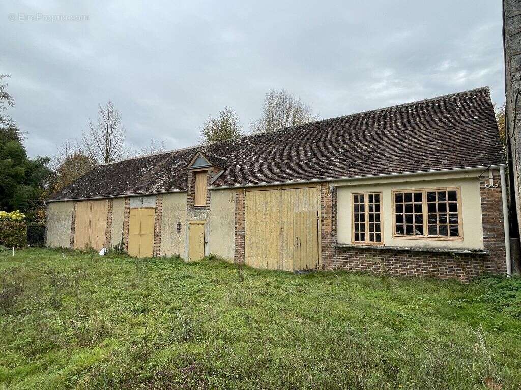 Maison à LA SELLE-SUR-LE-BIED