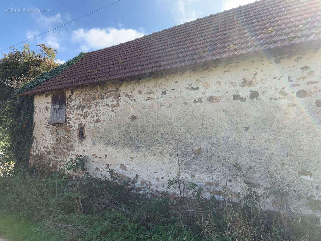 Maison à VIRLET