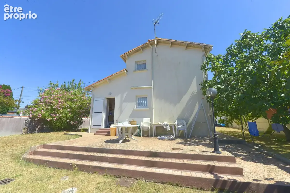 Maison 4 pièces 105 m² à vendre à Royan (17200) - photo 2