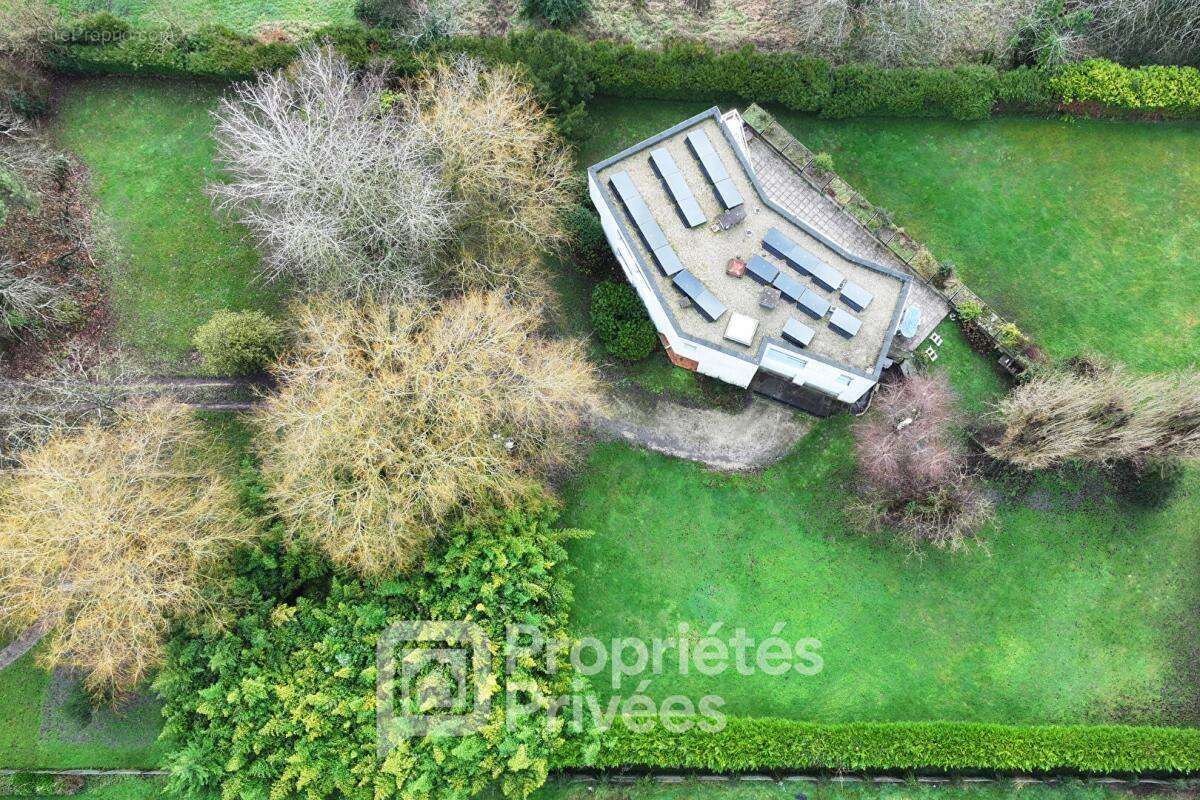 Maison à SAINT-CHERON