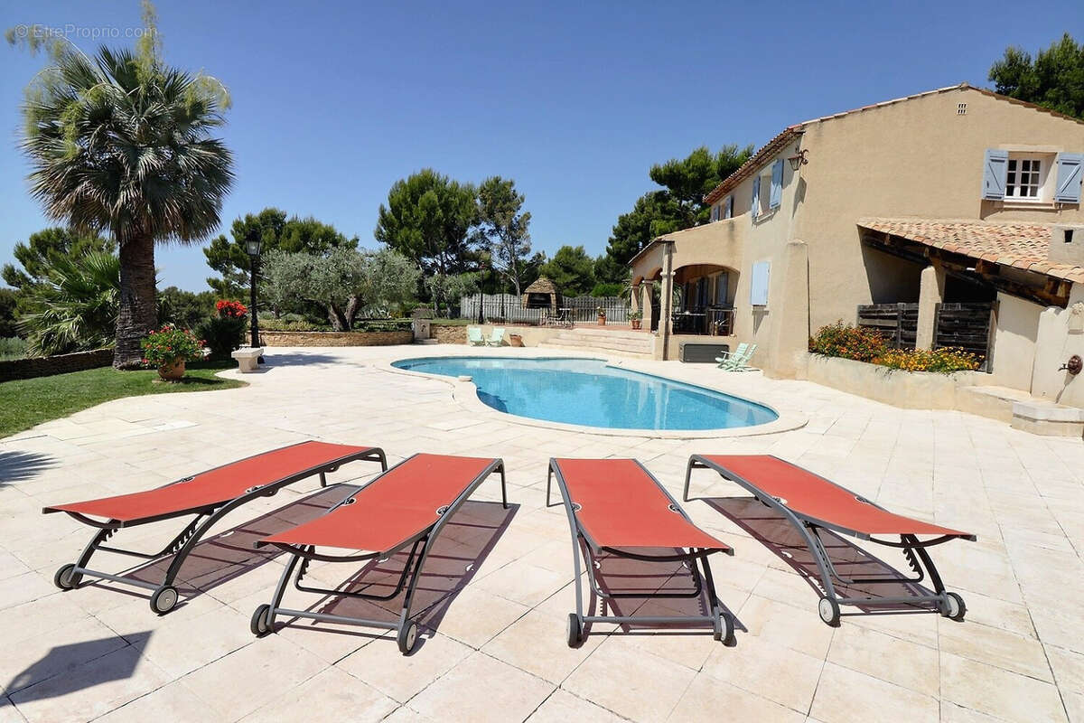 Maison à LA CADIERE-D'AZUR