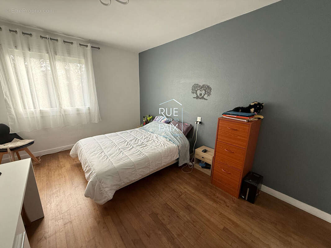 Maison à LENCLOITRE