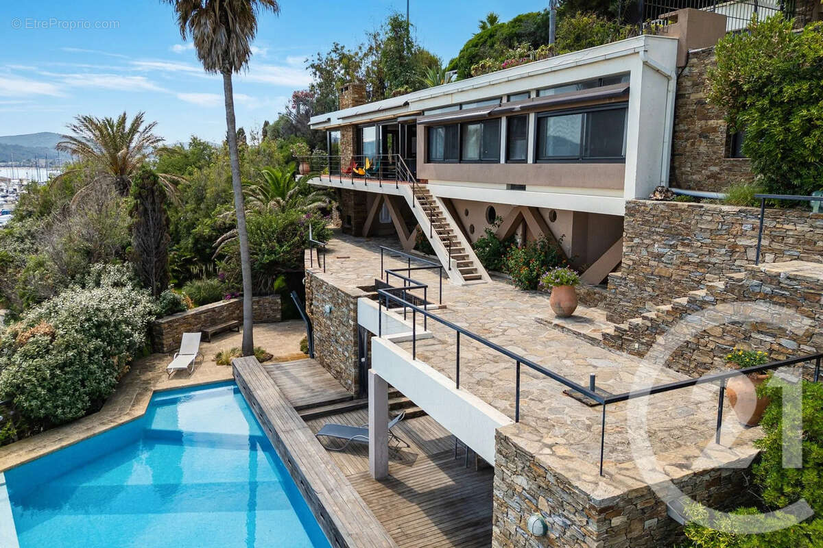 Maison 179 m² à Le Lavandou  - photo 16
