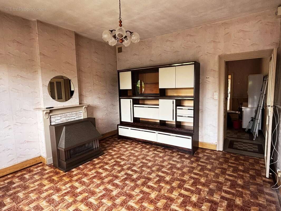 Maison à RECQUIGNIES