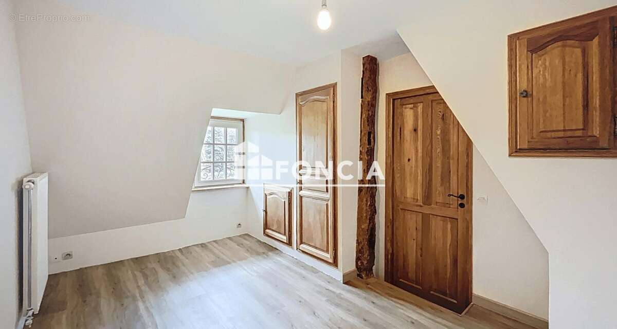 Maison à HERMIVAL-LES-VAUX