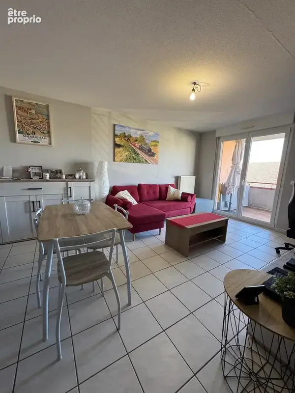 Appartement 2 pièces de 54 m2 avec terrasse, garage, parking et cave. - photo 9