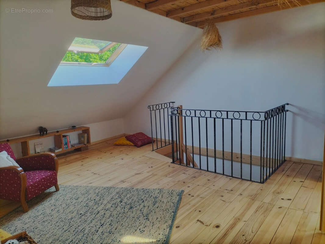 Tres belle demeure 170 m2- 5 chambres- grand garage - photo 7