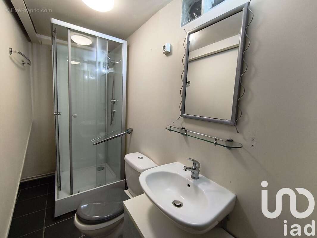 Photo 9 - Maison à LUSIGNAN