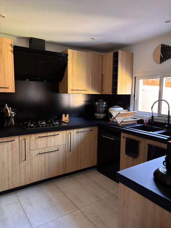 Maison à VILLENEUVE-DE-LA-RAHO