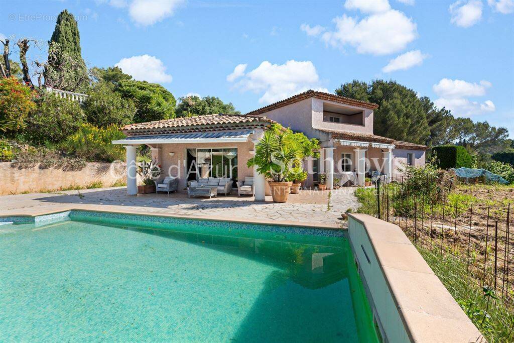 Maison à MOUGINS