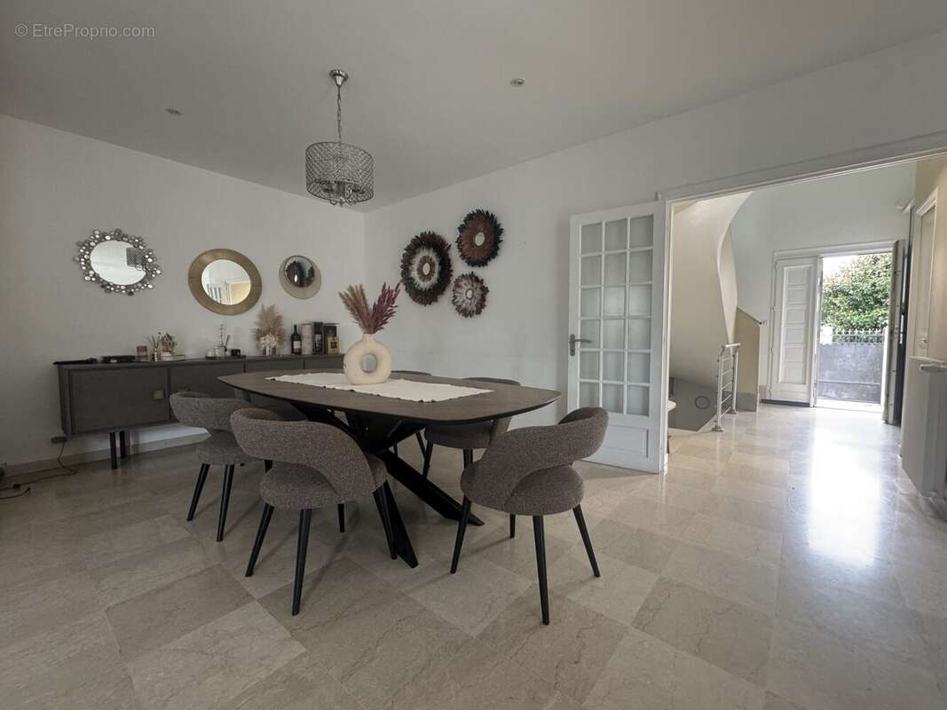 Maison à MAISONS-ALFORT