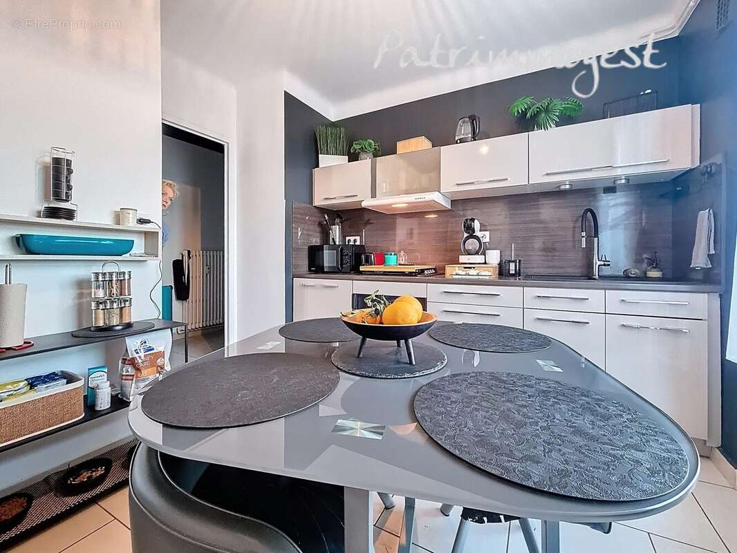 Séjour - Appartement à FEURS