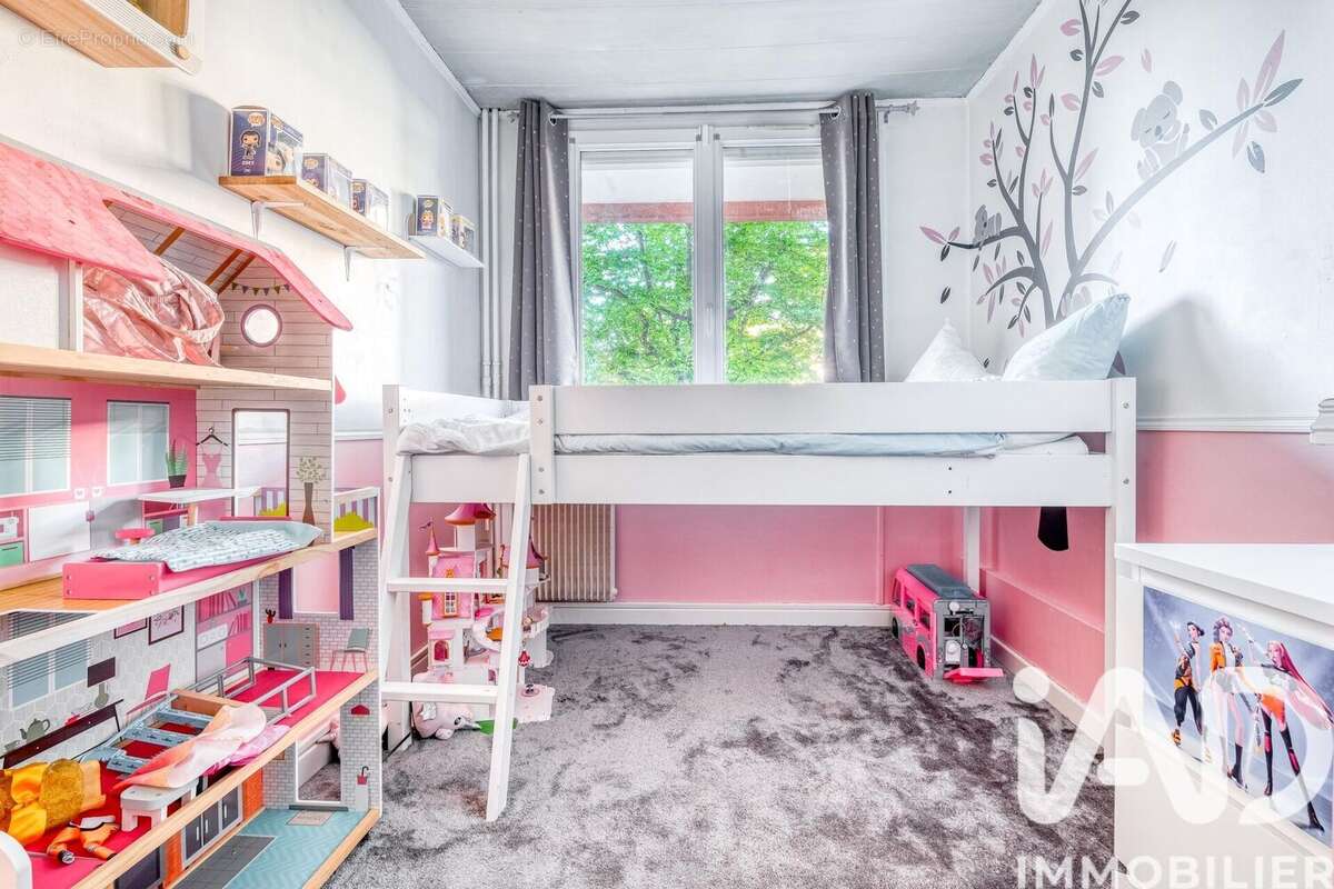 Photo 6 - Appartement à LIVRY-GARGAN