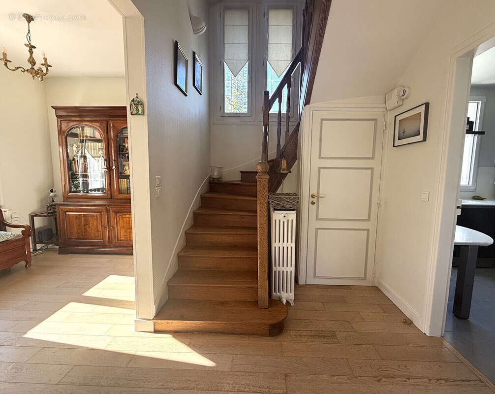 Maison à ENGHIEN-LES-BAINS