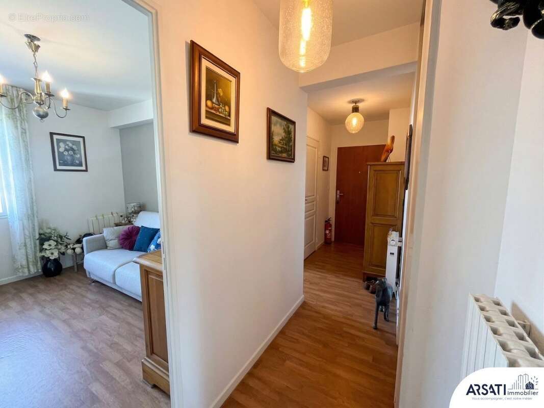 Appartement à SAINT-THURIAL
