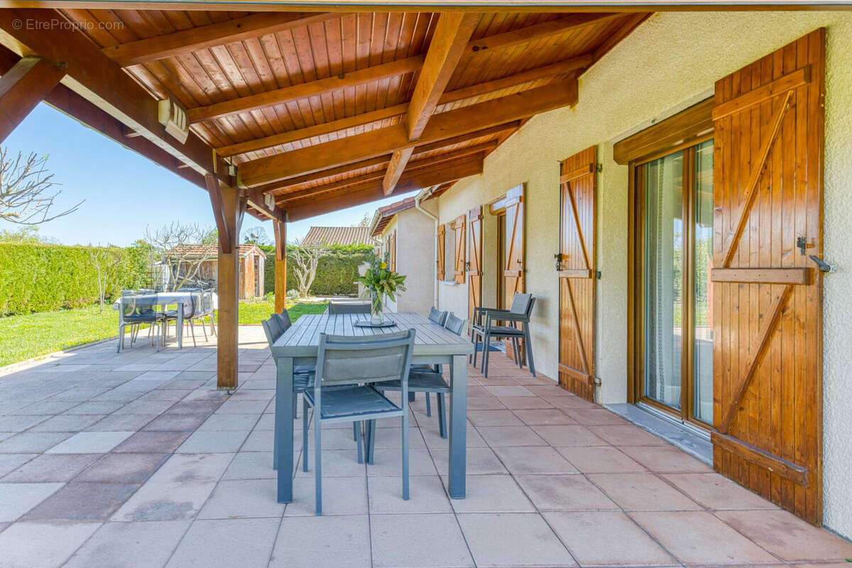 Maison 105 m² à Mezeriat  - photo 4