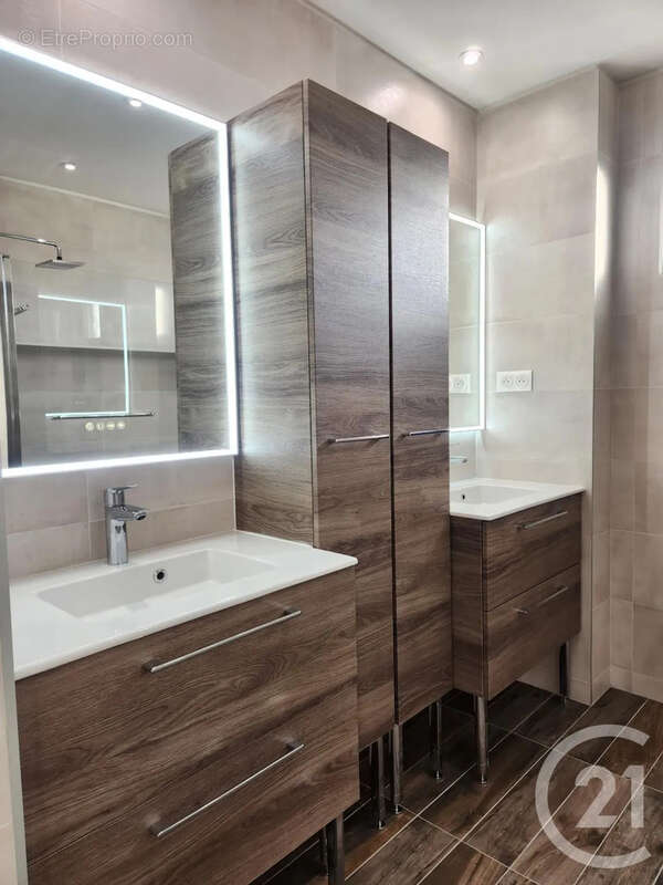 Appartement à SAINT-FONS