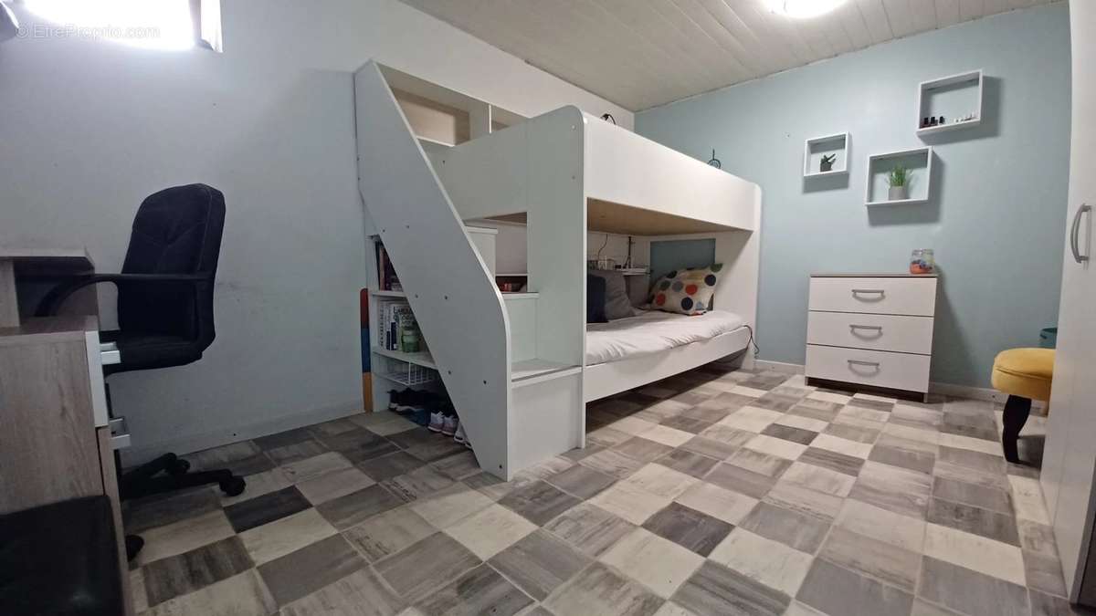 Maison à PUY-L&#039;EVEQUE